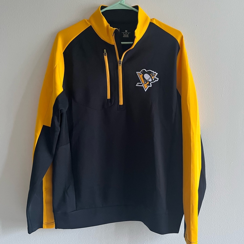 Pittsburgh Penguins Antigua Black and Gold Quarter-Zip Pullover